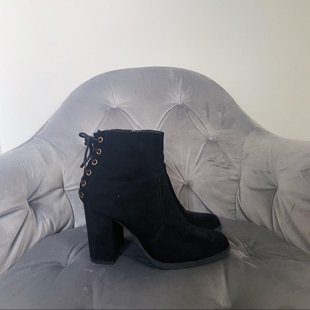 DSW Eva & Zoe Heeled Booties, Size 7
